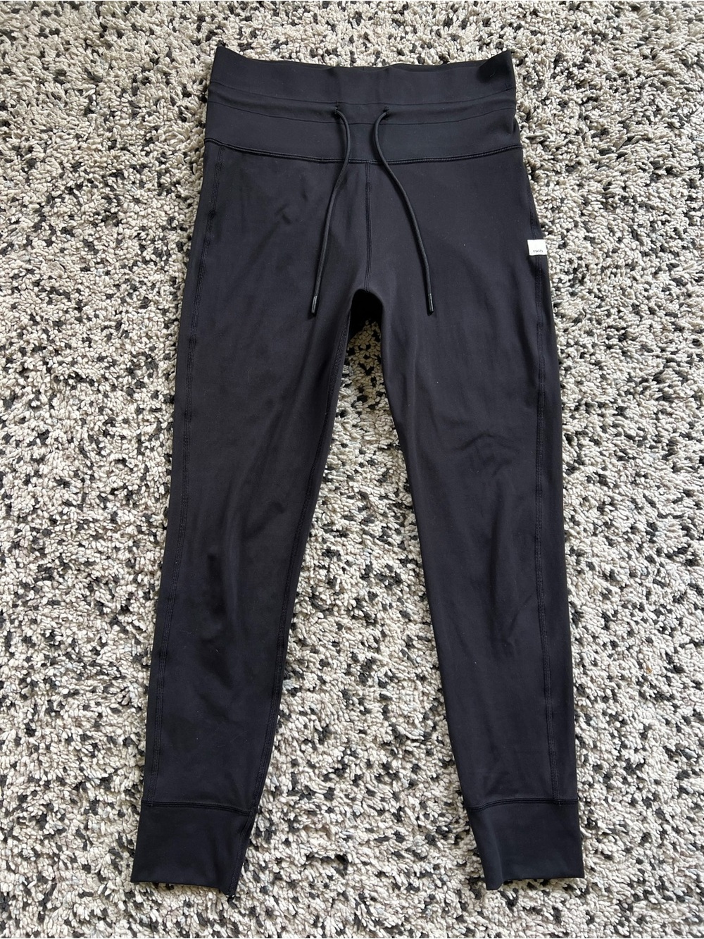 Vuori Daily Legging VW323 High Rise Drawstring Black Jogger Pants Buttery Soft M